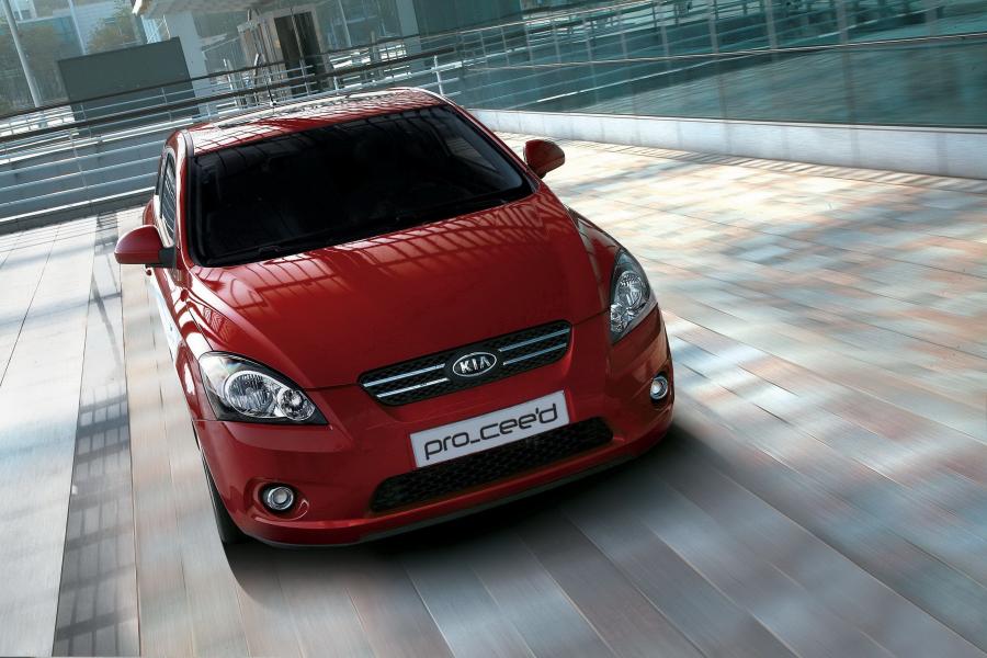  Kia pro_cee&rsquo;d 2008 года  (фото 132 из 182)